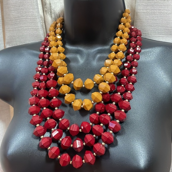 Alma-Mater Collection -Garnet & Gold Statement Jewelry Set necklace & earrings - Picture 4 of 14